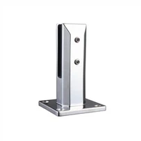 Glasbalustrade mit Glaszapfen für Außenglasfechten